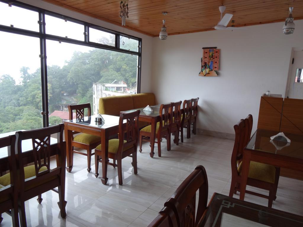 Hotel Ratan เดห์ราดุน ภายนอก รูปภาพ